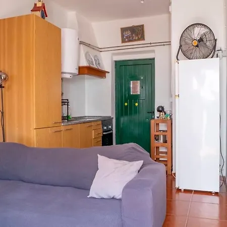 Front House Apartment Lisbon Exterior photo